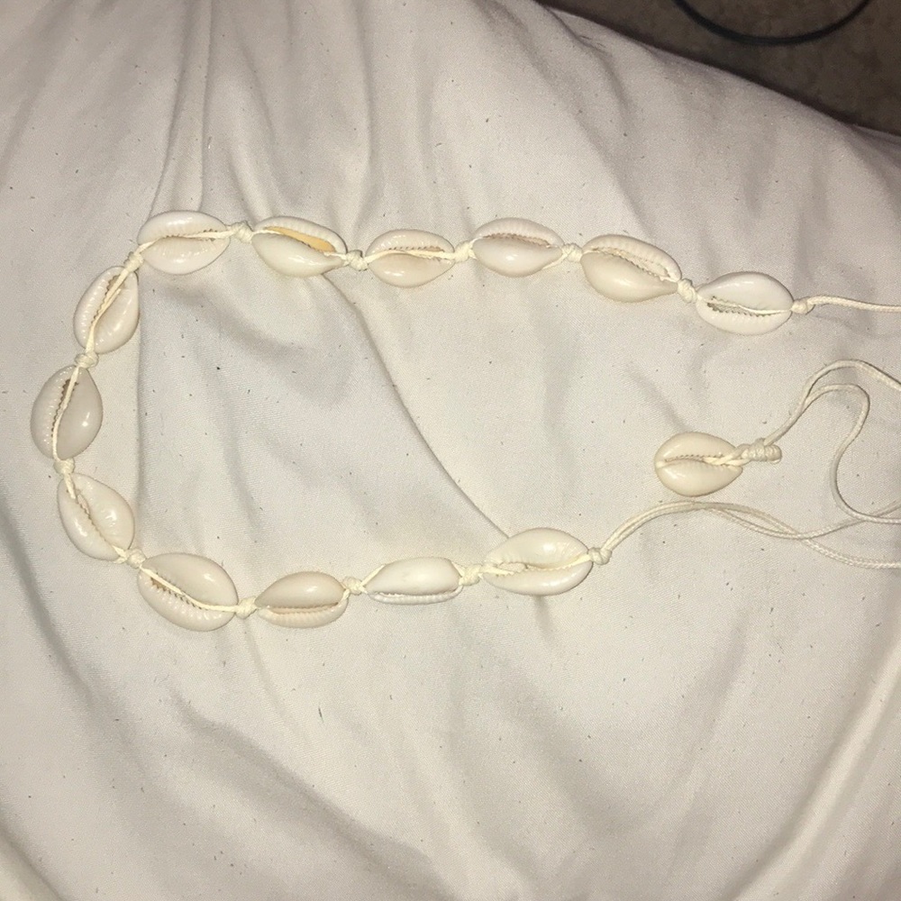 Shell necklace